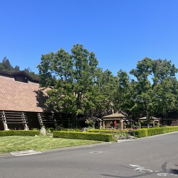 Rutherford Hill Winery - Wine Tasting Room Near Me - Rutherford, California