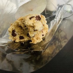 Bakes N' Bubbles - Chocolate chip walnut cookie (yummy)
