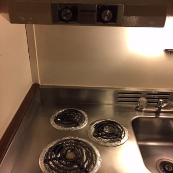 Elk Refuge Inn - Galley style kitchen from 1960s or early 1970s. How is this newly remodeled? - Hotels Near Me - Jackson, Wyoming Elk Refuge Inn - Galley style kitchen from 1960s or early 1970s. How is this newly remodeled? - Hotels Near Me - Jackson, Wyoming