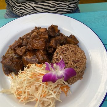 Stella's - Oxtail stew - Caribbean Near Me - Brooklyn, New York