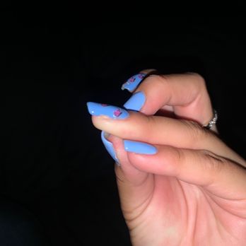 Zen Nail Bar - Missing nail polish - Nail Salons Near Me - Riverside, California