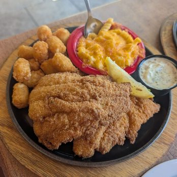 Shuck 'N Dive - Fried catfish, tater tots, mac and cheese - Cajun/Creole Near Me - Fort Lauderdale, Florida Shuck 'N Dive - Fried catfish, tater tots, mac and cheese - Cajun/Creole Near Me - Fort Lauderdale, Florida