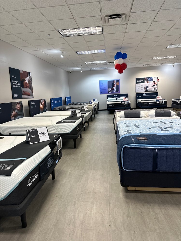 MATTRESS FIRM TOWN CENTER 12 Photos & 19 Reviews 4865 Town Center
