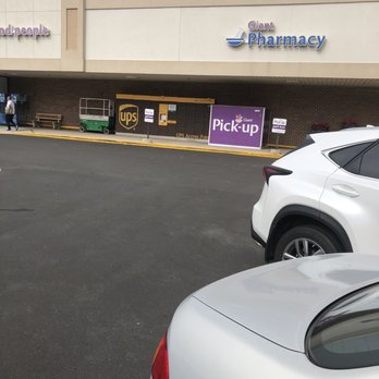 Giant Food - Grocery Near Me - Derwood, Maryland Giant Food - Grocery Near Me - Derwood, Maryland