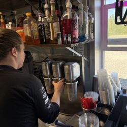 Trailside Cafe - Hand scooped milkshakes, locally roasted coffee,  sundaes, sodas, tea and Lotus Energy drinks.