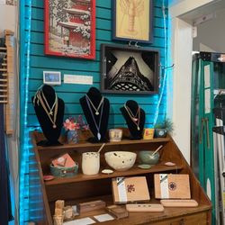 Yes Gallery - More jewelry