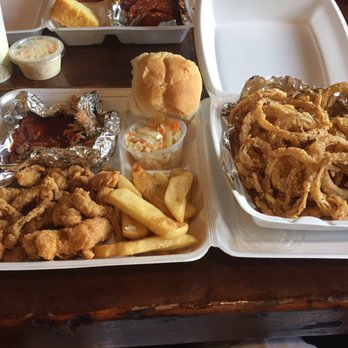 Captain Porky's - Gator bites, pulled pork, steak fries, and onion straws. - Seafood Near Me - Wadsworth, Illinois