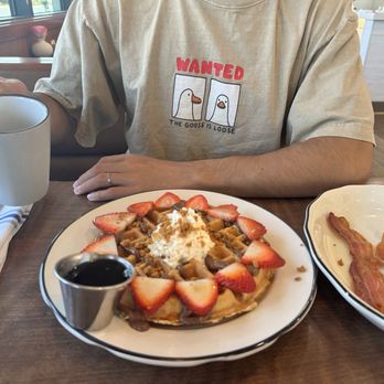Sunny Side Cafe - Strawberry & Nutella - Breakfast & Brunch Near Me - Seal Beach, California