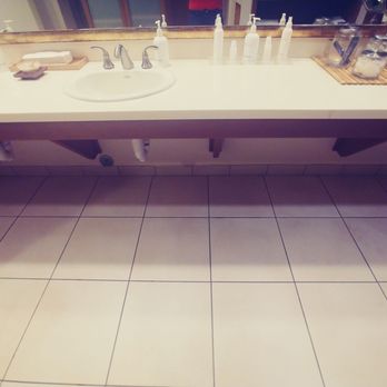 Me Spa - Fully stocked bathroom - Massage Near Me - Pembroke Pines, Florida Me Spa - Fully stocked bathroom - Massage Near Me - Pembroke Pines, Florida