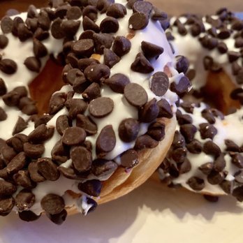 Donut King - Donuts Near Me - Winter Park, Florida