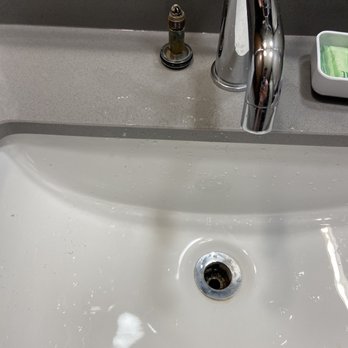 Four Points by Sheraton Niagara Falls - Broken Sink - Hotels Near Me - Niagara Falls, New York Four Points by Sheraton Niagara Falls - Broken Sink - Hotels Near Me - Niagara Falls, New York