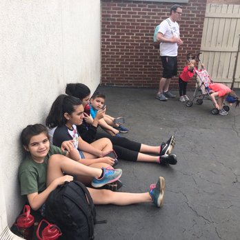 Six Flags Over Georgia - Hungry kids waiting for member service to fix their mistakes - Amusement Parks Near Me - Austell, Georgia Six Flags Over Georgia - Hungry kids waiting for member service to fix their mistakes - Amusement Parks Near Me - Austell, Georgia
