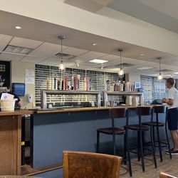 Triton Craft Beer & Oyster Bar