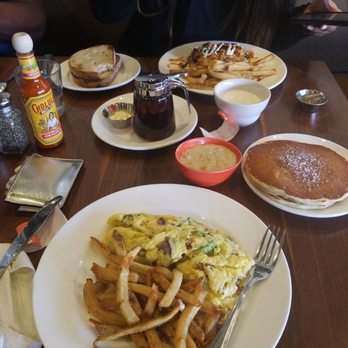Elly's Brunch & Cafe - Fries with gravy. Yum!! - Breakfast & Brunch Near Me - Phoenix, Arizona