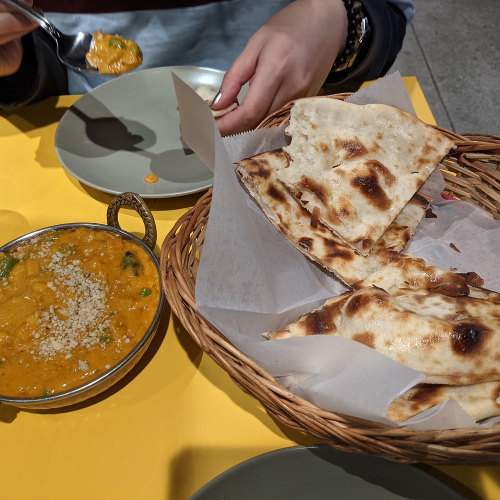Korma with mixed vegetables, plain naan Korma with mixed vegetables, plain naan