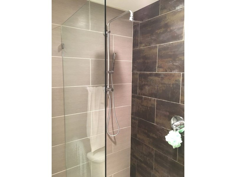 Slide of Georgia Custom Construction