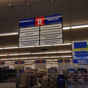 Harbor Freight Tools - Spanish & English signs - Hardware Stores Near Me - Albuquerque, New Mexico