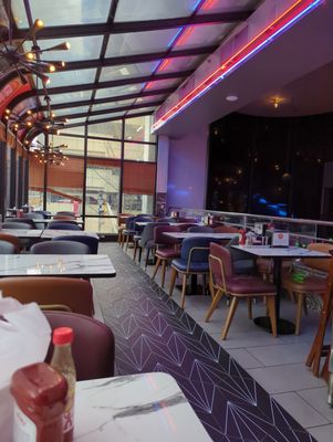 Metro Diner and Bar by null