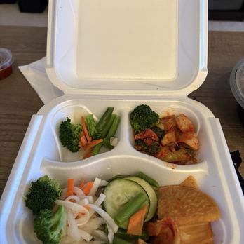 Korea House - Side dishes set (7 Kinds) - Korean Near Me - Cleveland, Ohio Korea House - Side dishes set (7 Kinds) - Korean Near Me - Cleveland, Ohio
