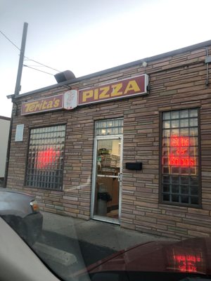 Terita's Pizza by null