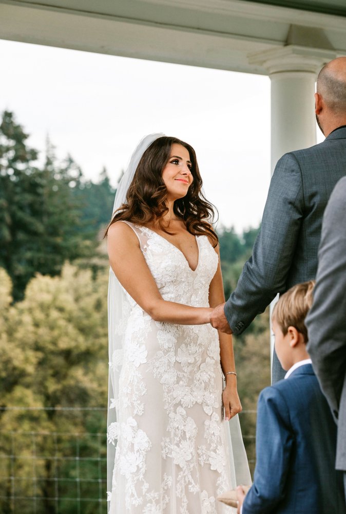 BLOW & GO, PORTLAND’S BLOW DRY & HAIR EXTENSION BAR Updated September