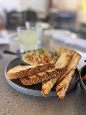 Tommy Bahama Restaurant, Bar & Store by null