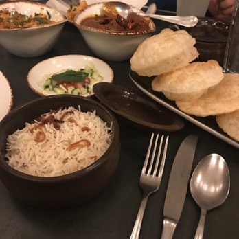 Darjeeling Express - Rice, luchchis (puris), salad, beef curry, potato fry - Indian Near Me - London, XGL
