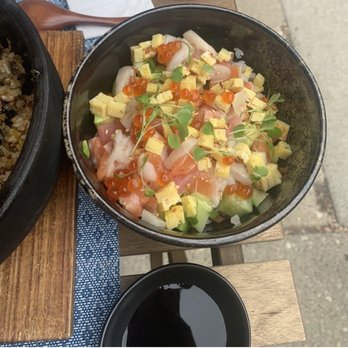Shinsen Evanston - Chirashi Don - Sushi Bars Near Me - Evanston, Illinois Shinsen Evanston - Chirashi Don - Sushi Bars Near Me - Evanston, Illinois