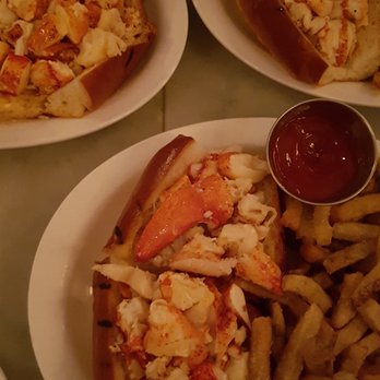 Neptune Oyster - Boston lobster roll, market price (~$30ish for us) - Seafood Near Me - Boston, Massachusetts Neptune Oyster - Boston lobster roll, market price (~$30ish for us) - Seafood Near Me - Boston, Massachusetts