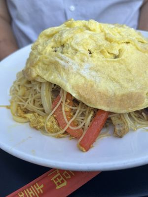 Momo Mee Asian Cuisine by null