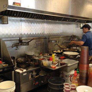 Dan Dan Asian Diner - Kitchen - Chinese Near Me - Windsor, Ontario