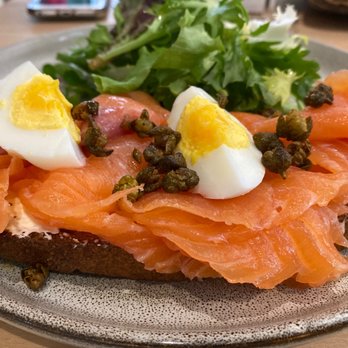 Bachour - Salmon Tartine - Bakeries Near Me - Coral Gables, Florida