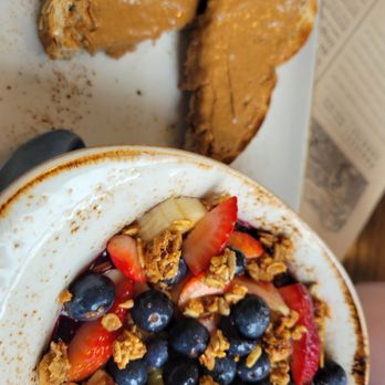 First Watch - AM superfoods bowl with almond butter toast - Breakfast & Brunch Near Me - San Antonio, Texas