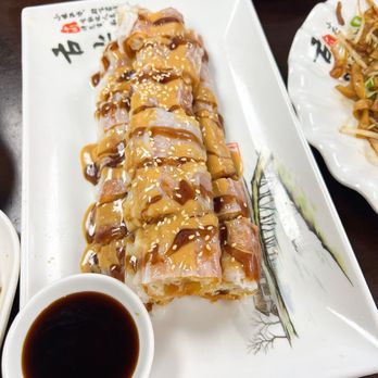 Oriental Congee - Fried dough rice noodle roll - Chinese Near Me - Toronto, Ontario