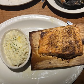 131 MAIN Restaurant - Cedar Plank Salmon - American Near Me - Cornelius, North Carolina