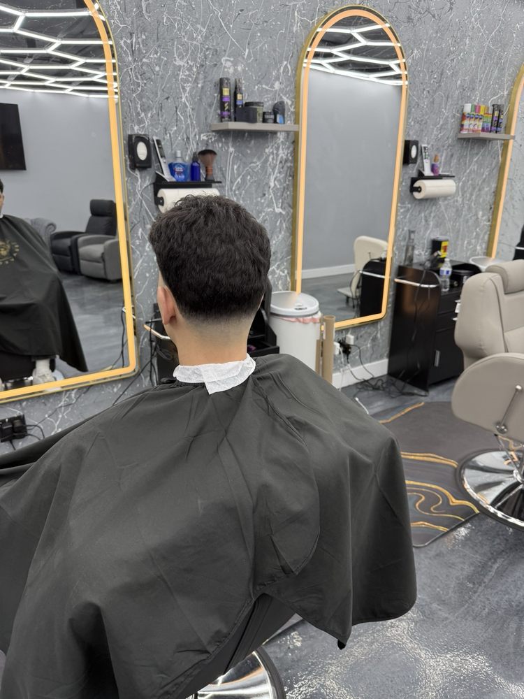 Avene Barbershop Logo