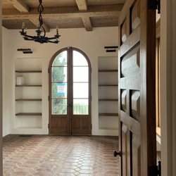 Woolfolk's Refinishing