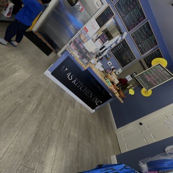 Alas Kitchen - Salvadoran Near Me - Winnetka, California Alas Kitchen - Salvadoran Near Me - Winnetka, California