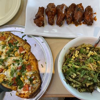 Pizza Twist - Hercules, CA - butter chicken naan, palak paneer pasta and the tikka masala wings - Pizza Near Me - Hercules, California Pizza Twist - Hercules, CA - butter chicken naan, palak paneer pasta and the tikka masala wings - Pizza Near Me - Hercules, California