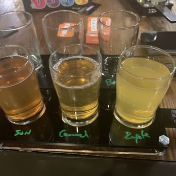 Night Owl Ciderworks - Flight - Cideries Near Me - Ventura, California Night Owl Ciderworks - Flight - Cideries Near Me - Ventura, California