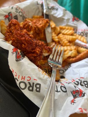 Bro's Hot Chicken by null