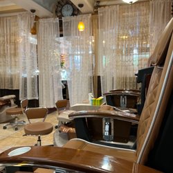 Angel Nails - Pedicure area!