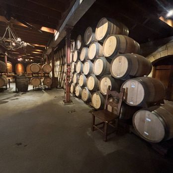 V Sattui Winery - Wineries Near Me - Saint Helena, California