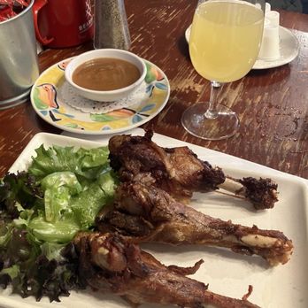 La Bûche - Duck - Canadian (New) Near Me - Quebec City, Quebec
