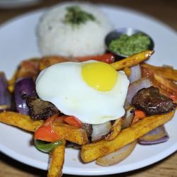 The Brick Kitchen + Lounge - Lomo Saltado