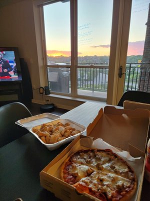 Tommy Chicago's Pizzeria by null