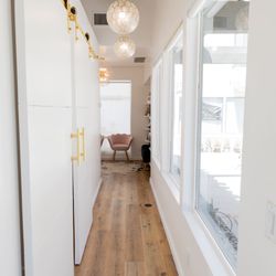 Desert Glow Medical Aesthetics and Wellness - Desert Glow Medical Aesthetics and Wellness corridor