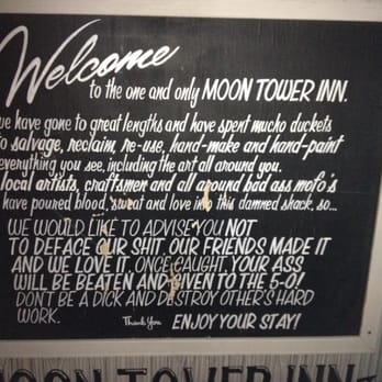 Moon Tower - Dive Bars Near Me - Houston, Texas Moon Tower - Dive Bars Near Me - Houston, Texas