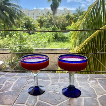 Los Abuelos - Strawberry margaritas - Mexican Near Me - Isla Mujeres, ROO