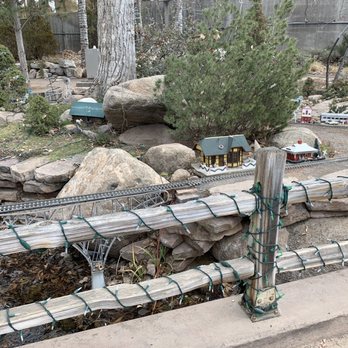 ABQ BioPark Aquarium - Train - Aquariums Near Me - Albuquerque, New Mexico